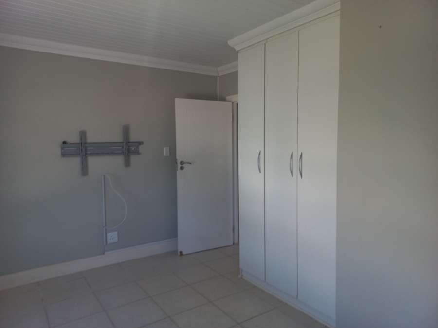 To Let 3 Bedroom Property for Rent in Gonubie Eastern Cape